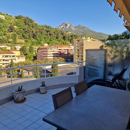 Vacances A Menton Luaran gambar